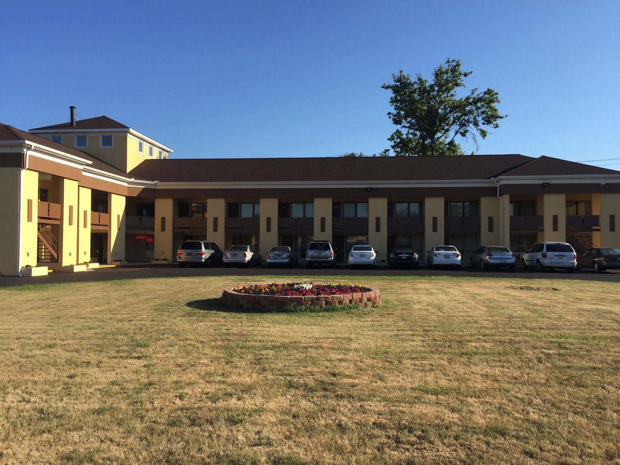 Scottish Inns Tonawanda Esterno foto